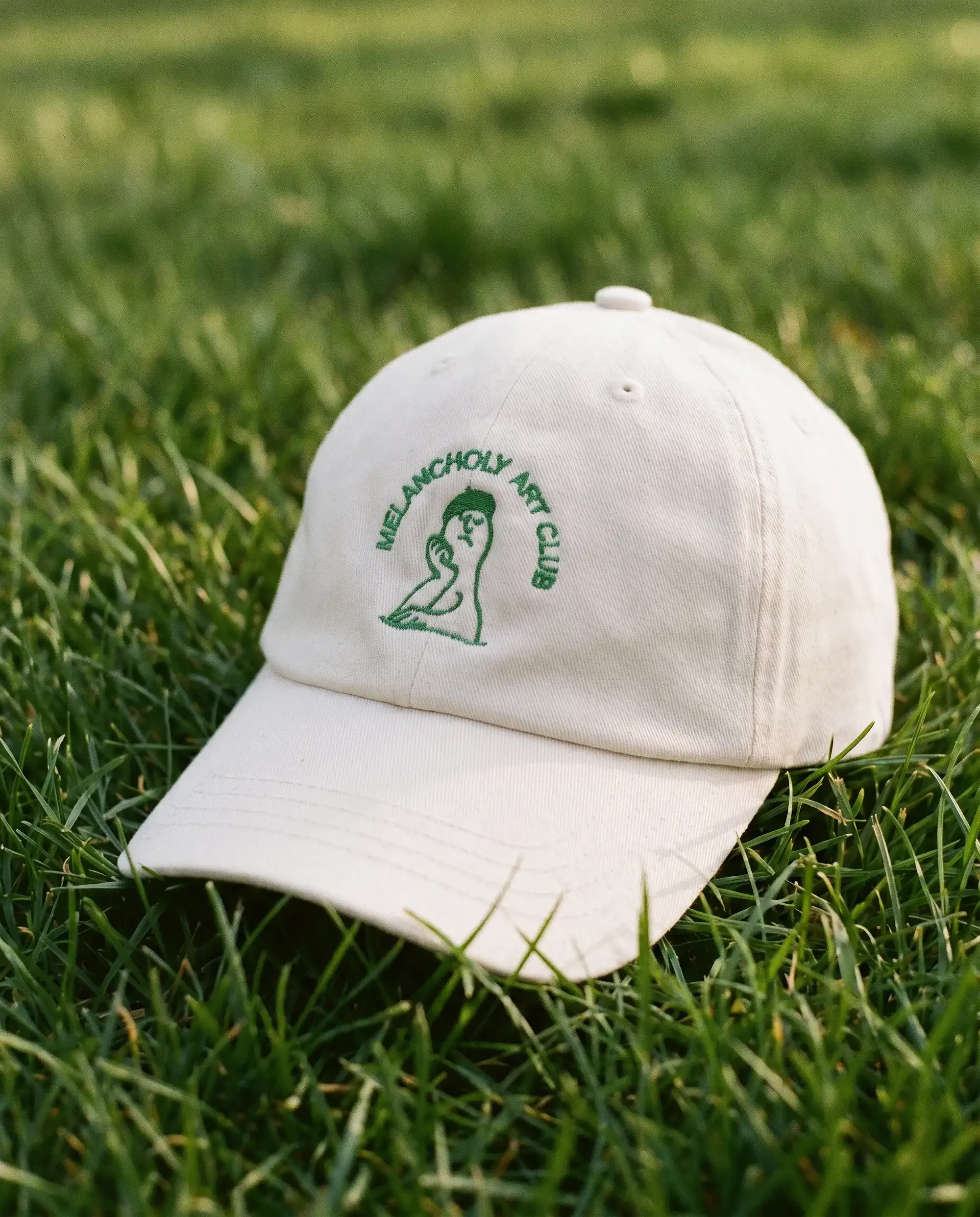 VFMK cap beige outdoor 03