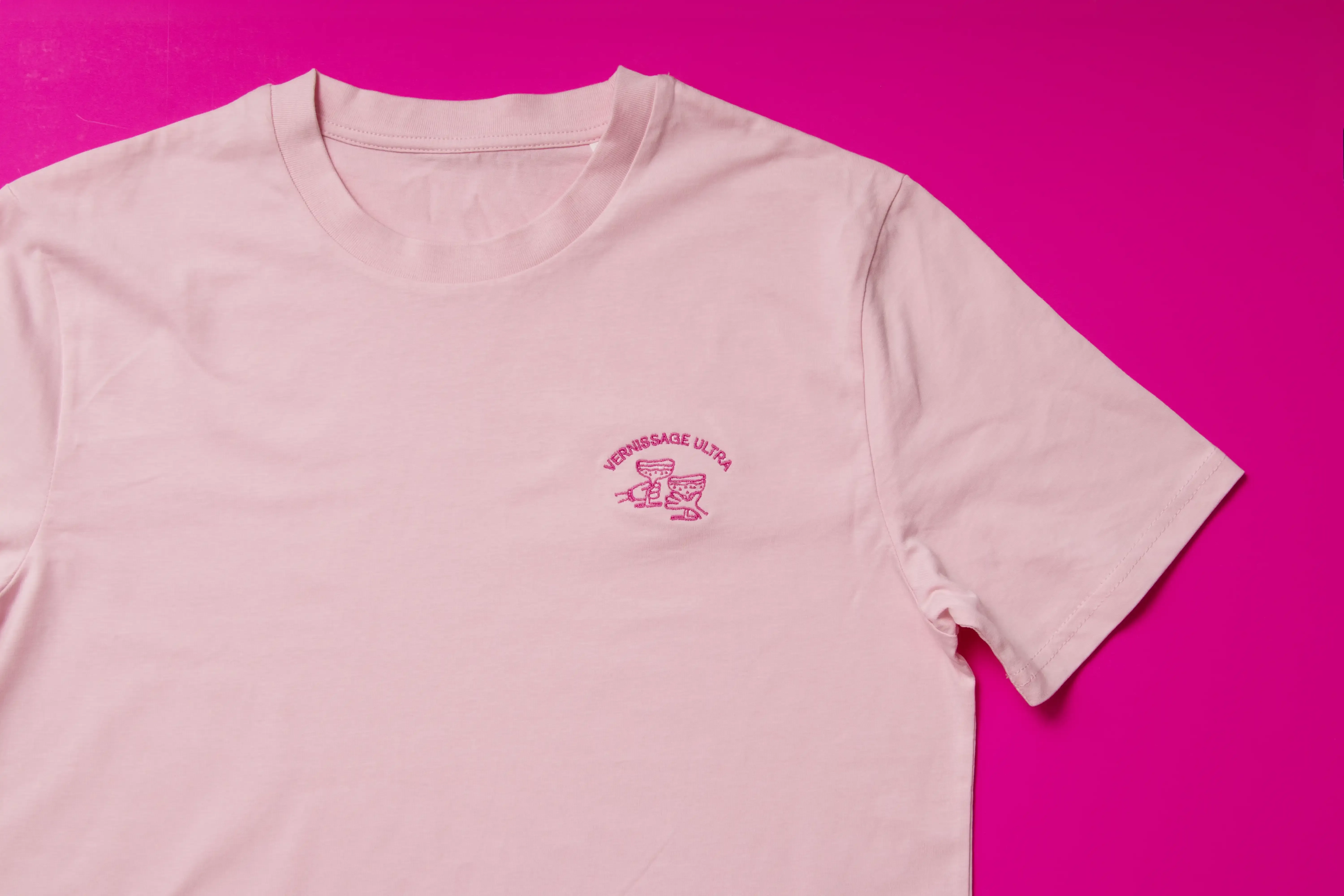 VFMK tshirt pink studio 02 quer