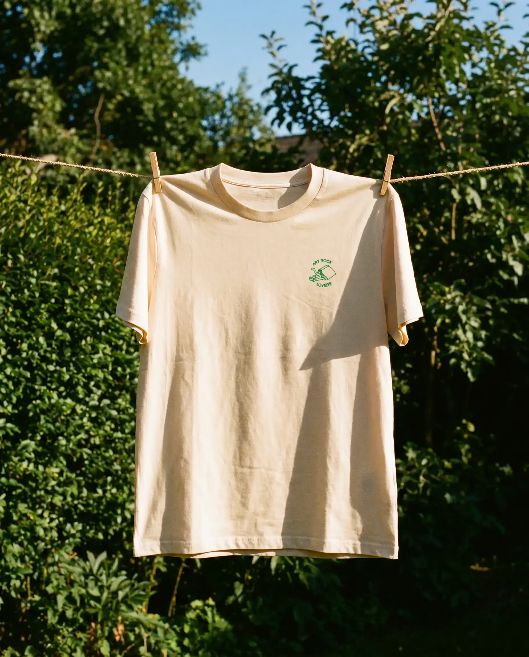 VFMK tshirt yellow outdoor 02