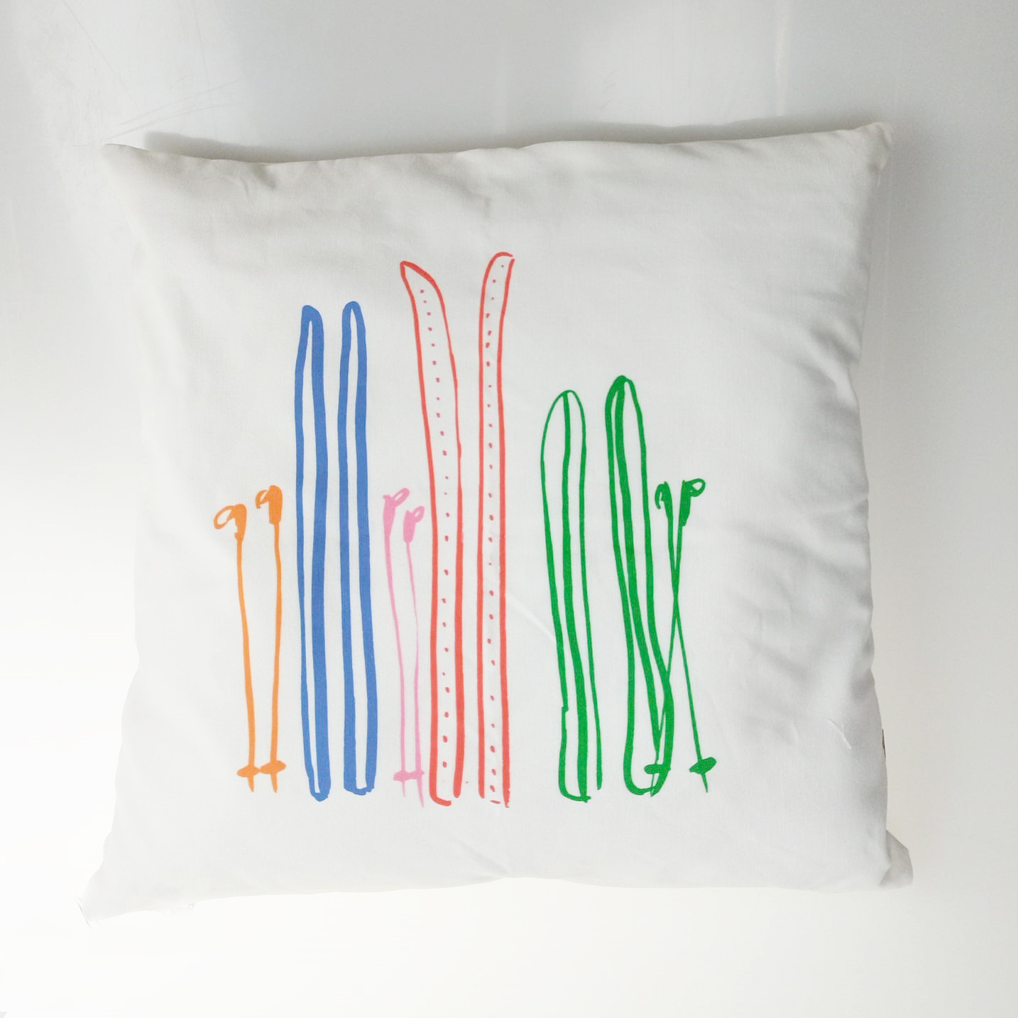 VFMK Textilwerk Winter Sports Cushion 40x40 ski colorful